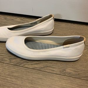 White KEDS Sneakers 👟